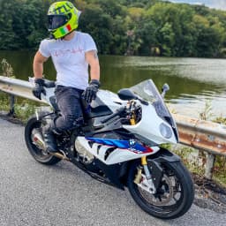 User profile picture